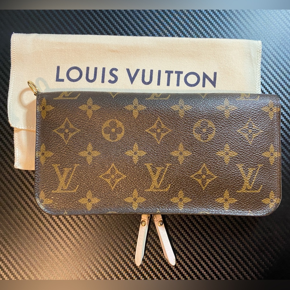 Louis Vuitton Insolite Wallet *Limited Edition*